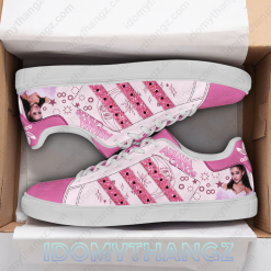 Ariana Grande Pinky Adidas Stan Smith 2