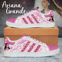 Ariana Grande Pinky Adidas Stan Smith